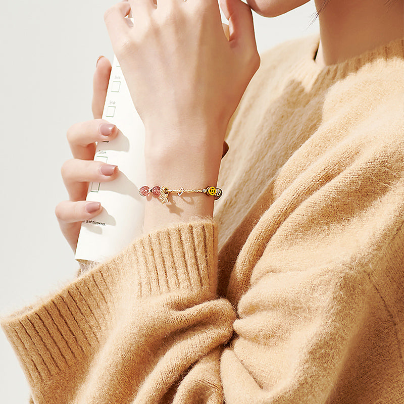Elevate Your Look: 7 Essential Jewelry Styling Tips for a Chic Ensemble