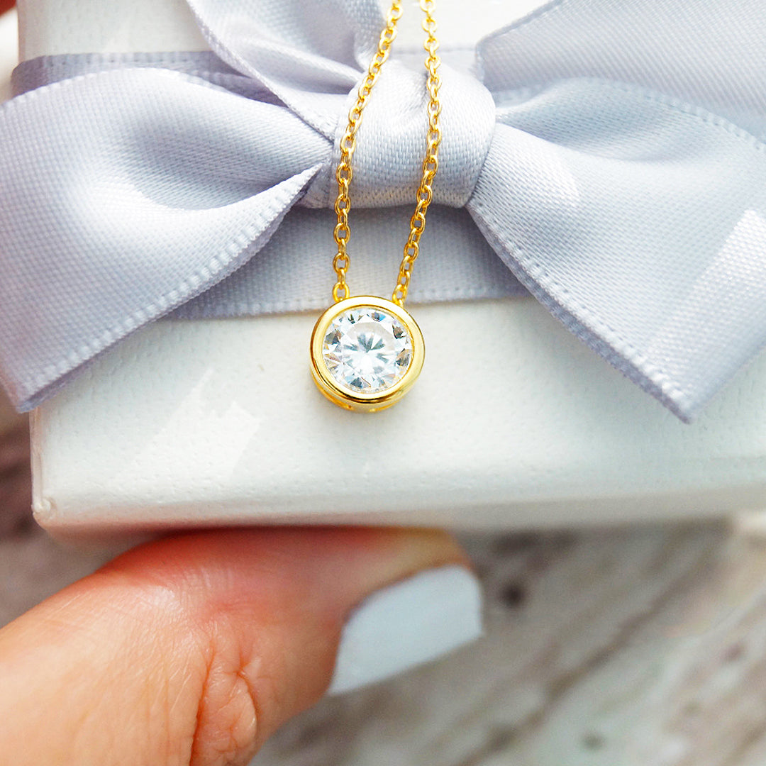 Essential Jewellery Basics Every Woman Needs in Her Closet