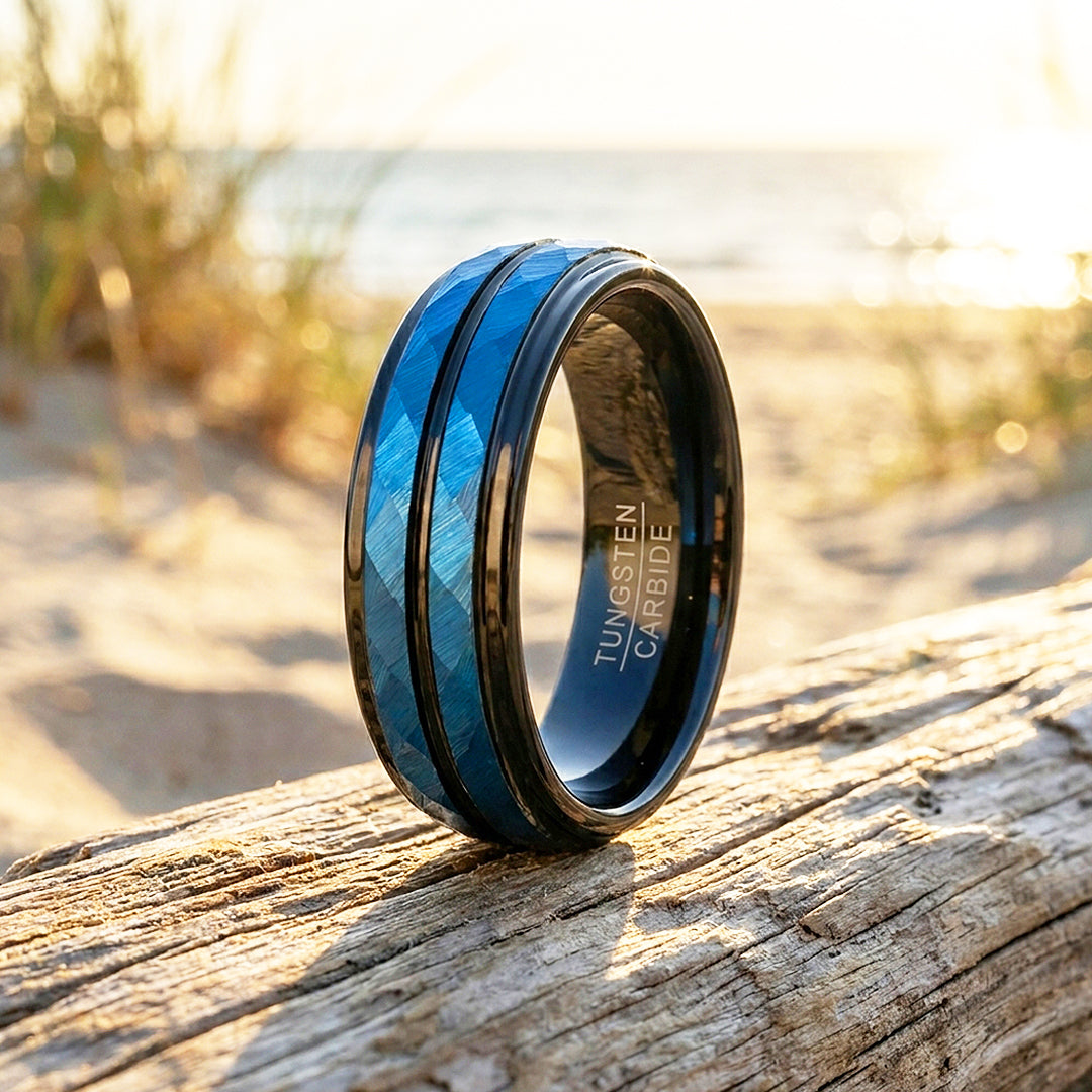 Blue Lake | Hammered Blue and Black Grooved Tungsten Carbide | Men&
