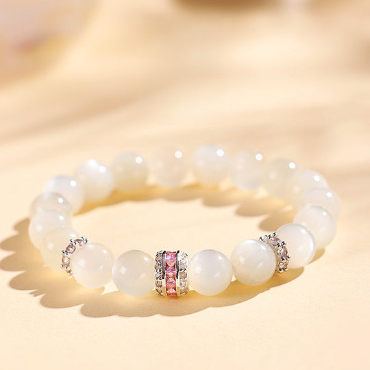 C168 - White Moonstone