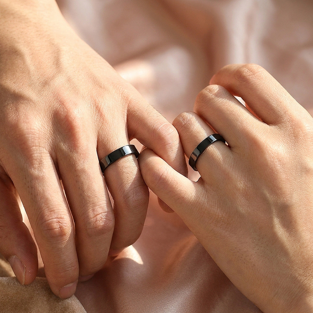 Eternal Link Black | High-Polished Classic Flat Wedding Band