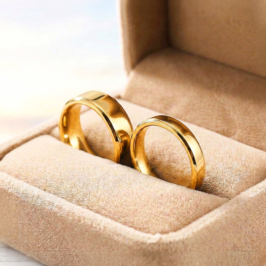 Infinity Bond Gold | High-Polished Bevelled Flat Wedding Band