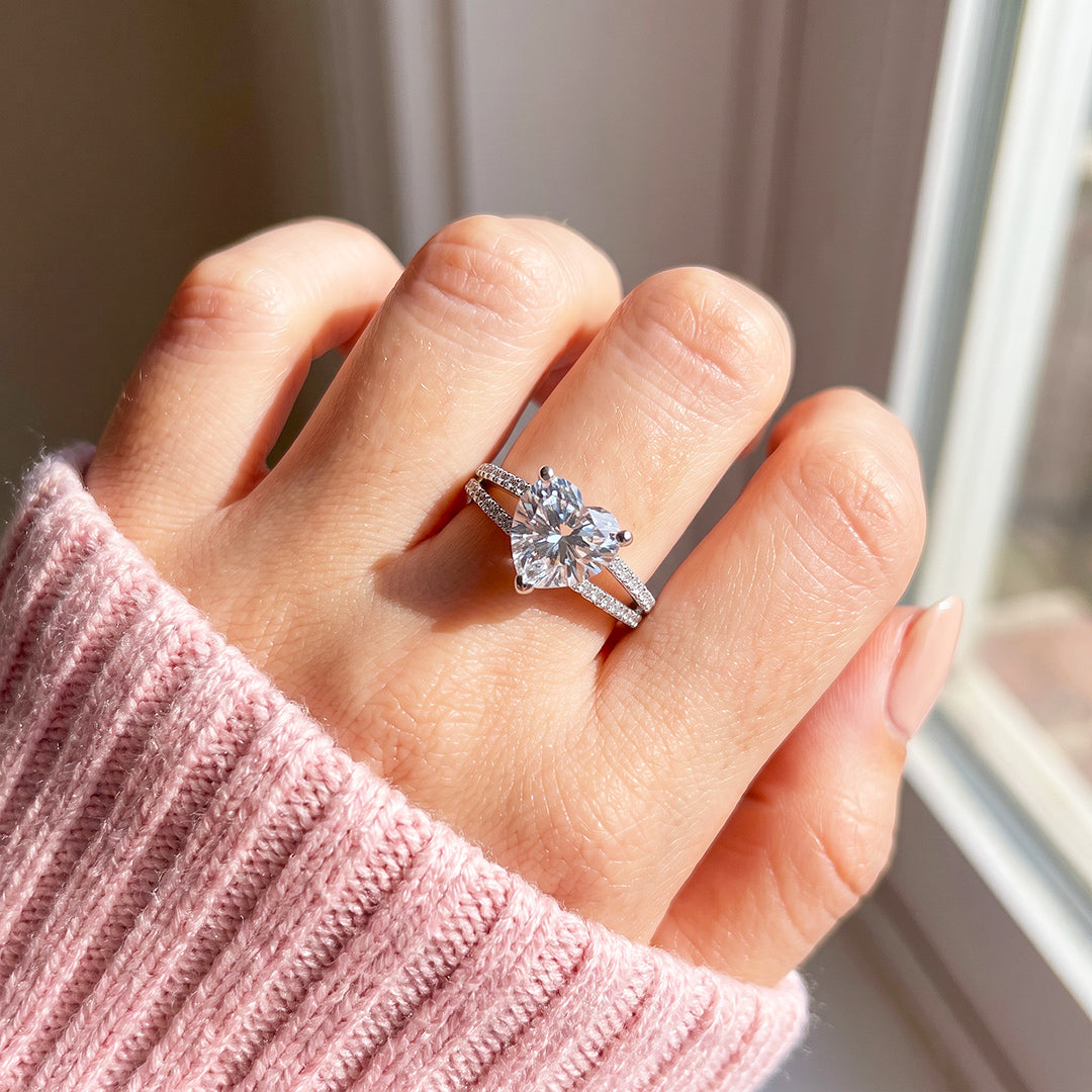 Heart-Cut Split Shank Ring | Women&