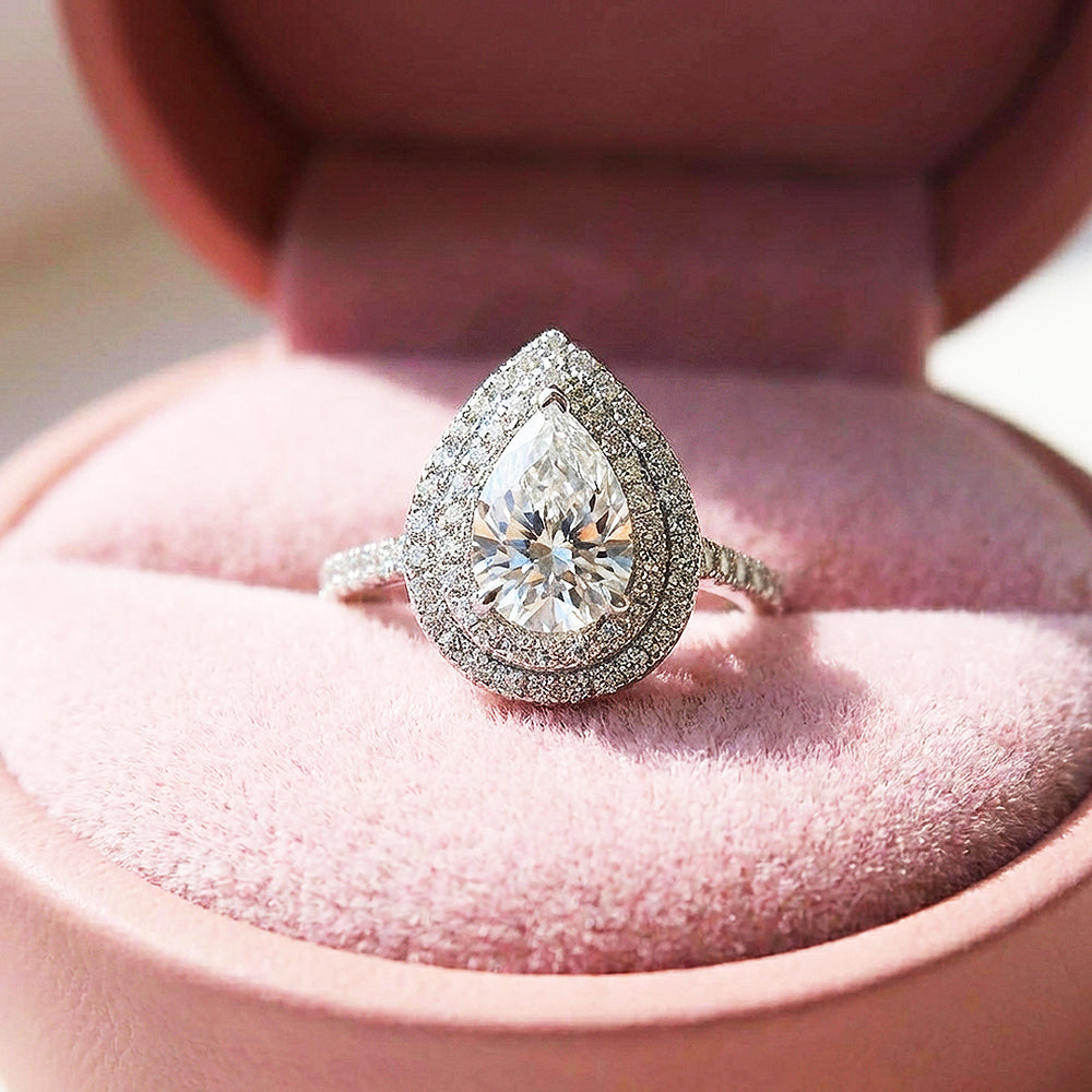 Clearance Final Stock in Size 8 & 10 | Luxe1844 - Ring | Singapore Jewellery, Wedding Rings & Gifts | Same Day Delivery | Tiara.com.sg