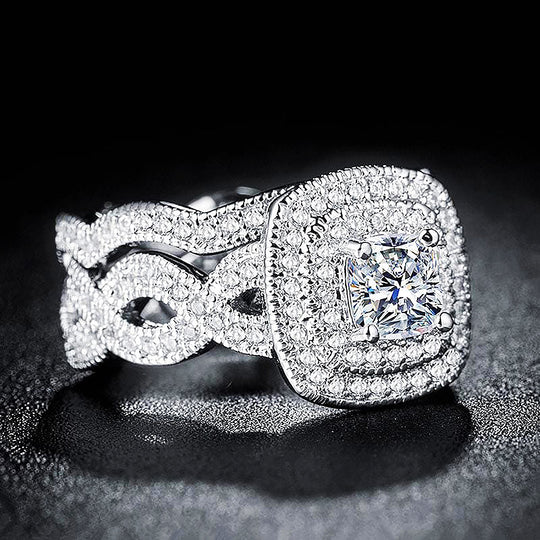 LUXE1862 - Clearance Sale❗ - Ring | Singapore Jewellery, Wedding Rings &amp; Gifts | Same Day Delivery | Tiara.com.sg