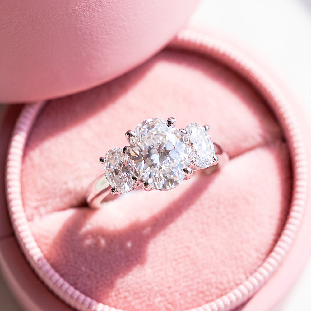 Oval Three-Stone Ring | Women's Ring | Luxe1863 - Last Few Pieces❗