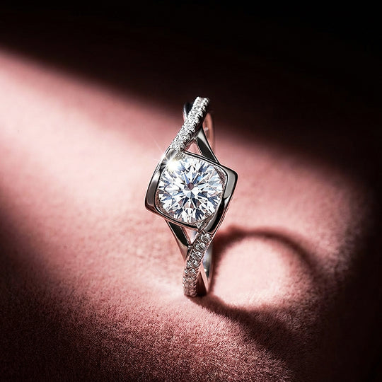 Round Brilliant Engagement Ring | Luxe2002 - new designs | Singapore Jewellery, Wedding Rings &amp; Gifts | Same Day Delivery | Tiara.com.sg