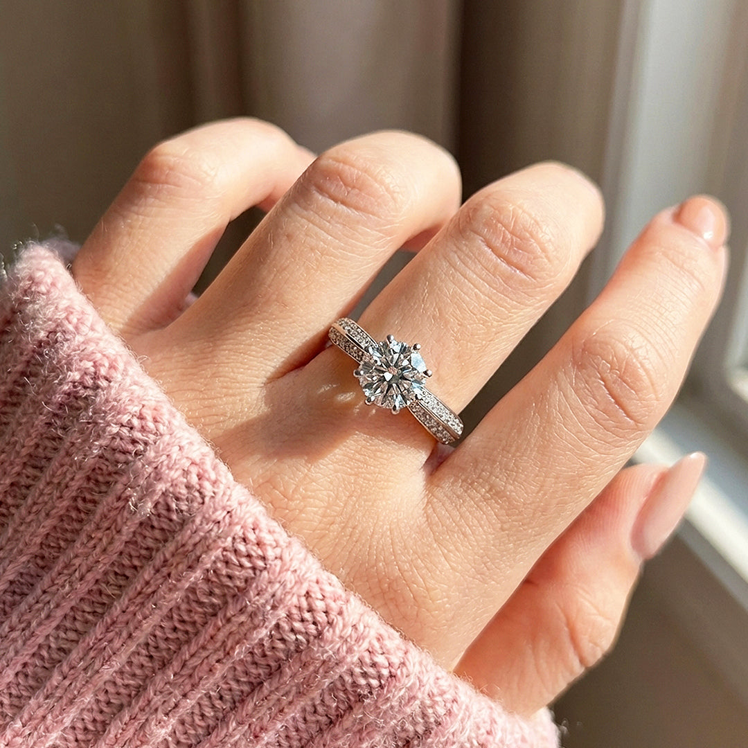 Round Solitaire Engagement Ring | Luxe2031 - Ring | Singapore Jewellery, Wedding Rings & Gifts | Same Day Delivery | Tiara.com.sg