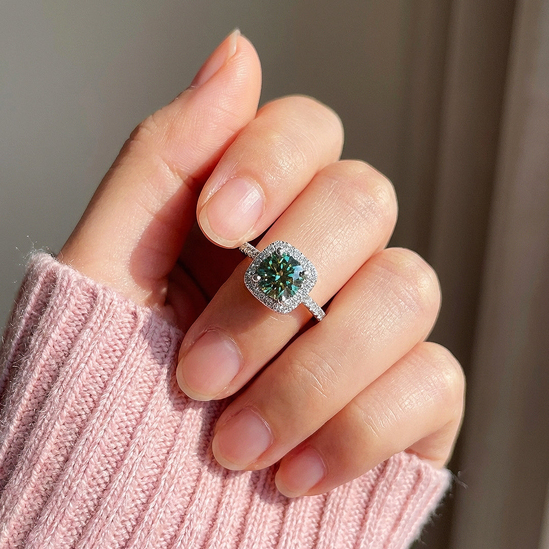 Round Cut Cushion Halo Engagement Ring | Luxe2050