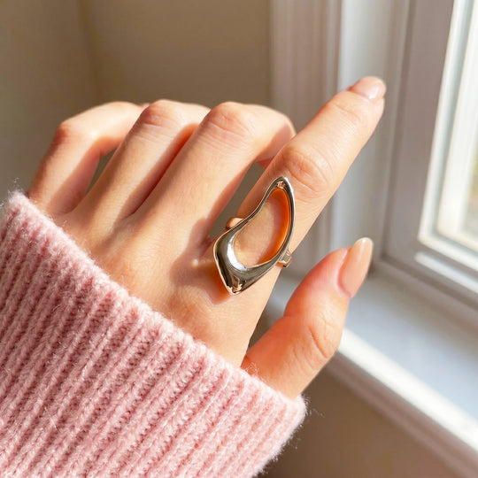 Hollow Teardrop Ring | White Gold-Plated Adjustable Ring | Luxe2062