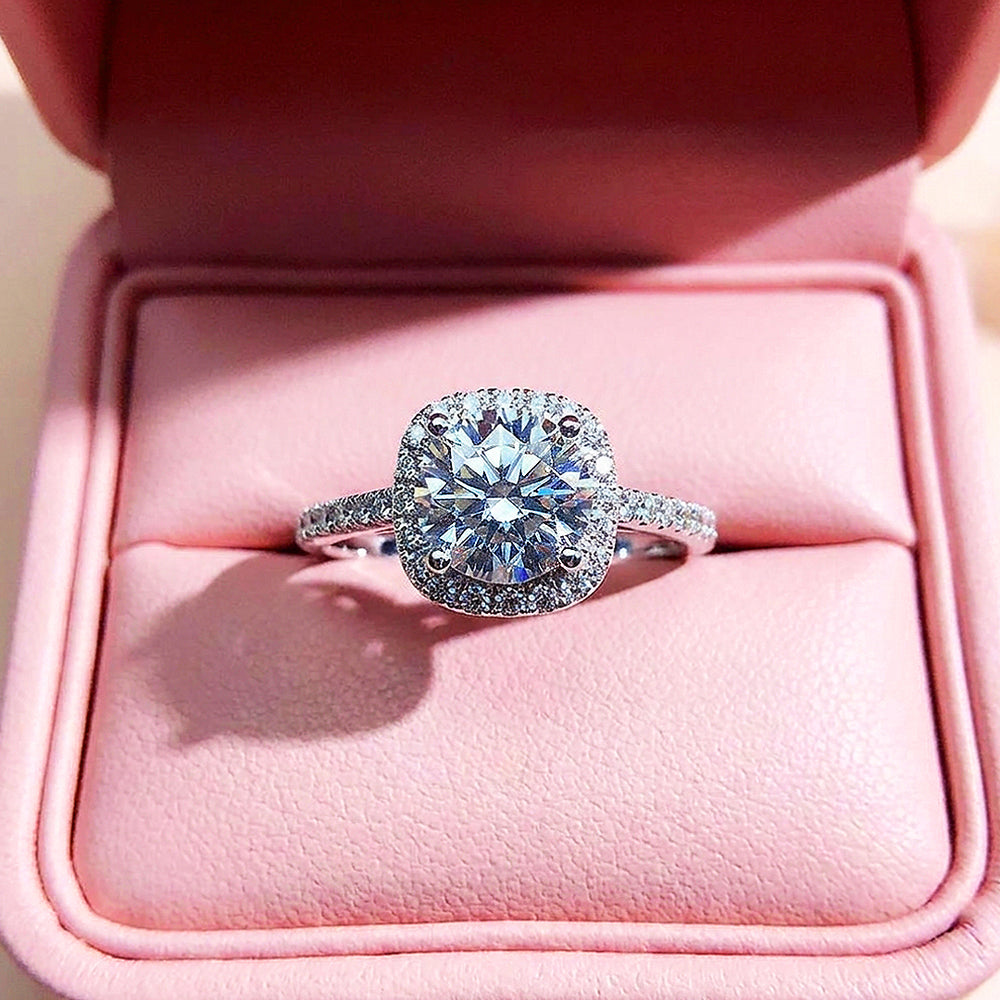 Round Cushion Halo Engagement Ring | Luxe2081
