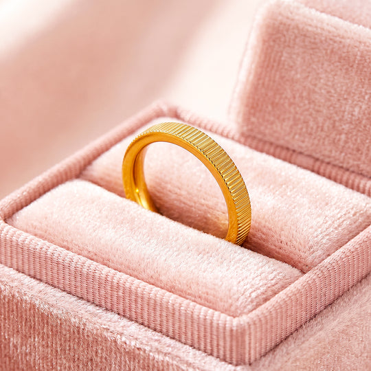 Vertical Groove Textured Band Ring | Luxe2095