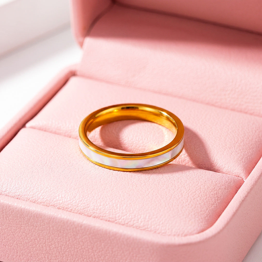 White Sea Shell Band Ring | Luxe2902