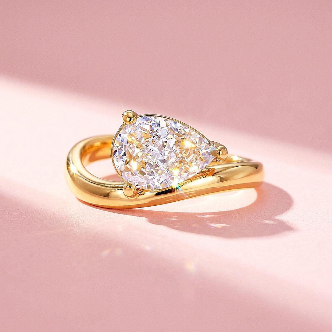 Pear Solitaire Curved Wave Band | Women&