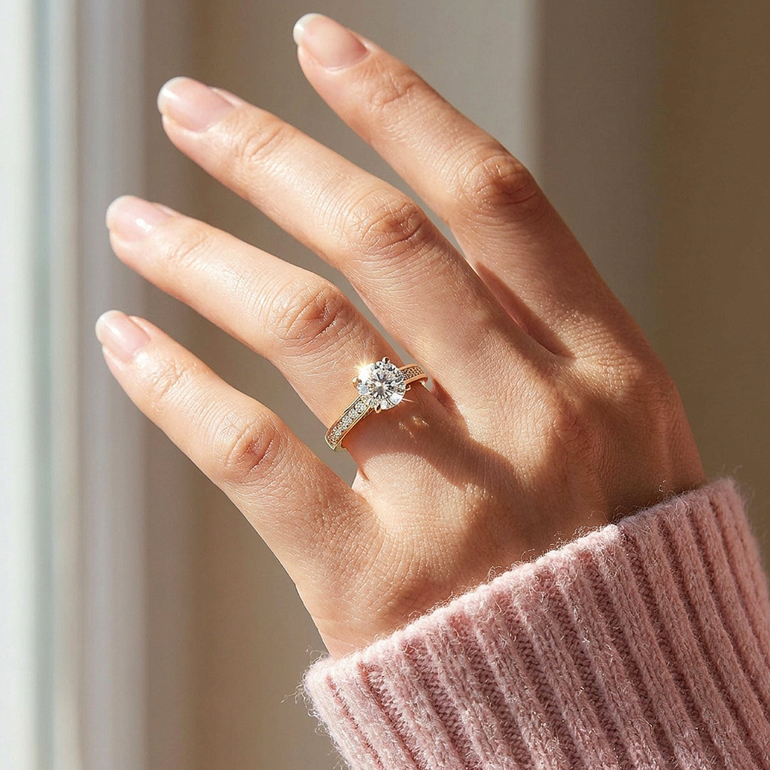 Round Solitaire Channel Pavé Wide Band | Women&