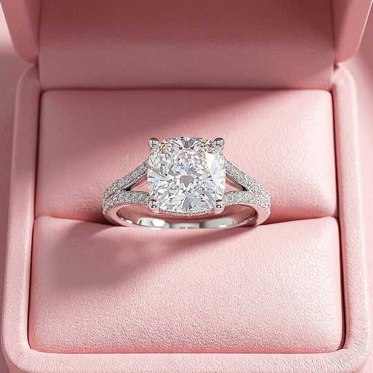 Cushion Solitaire Split-Shank Pavé | Women&