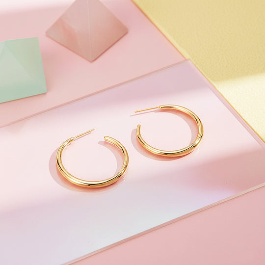 Sleek Minimalist Hoop Earrings | Gold &amp; White Gold | Luxe3633 - Luxe Earrings | Singapore Jewellery, Wedding Rings &amp; Gifts | Same Day Delivery | Tiara.com.sg