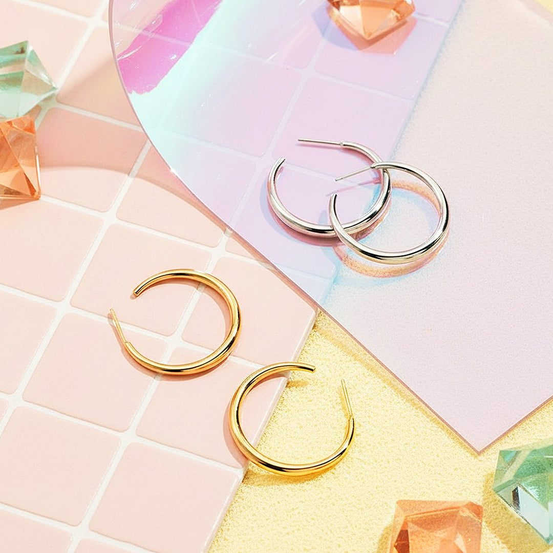 Sleek Minimalist Hoop Earrings | Gold &amp; White Gold | Luxe3633 - Luxe Earrings | Singapore Jewellery, Wedding Rings &amp; Gifts | Same Day Delivery | Tiara.com.sg