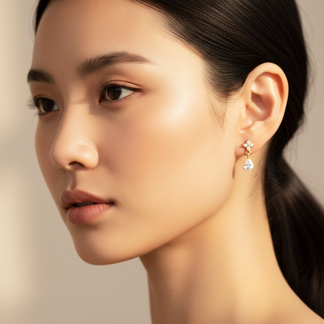 Floral Pear Drop Earrings | Gold | Luxe3641 - Luxe Earrings | Singapore Jewellery, Wedding Rings & Gifts | Same Day Delivery | Tiara.com.sg