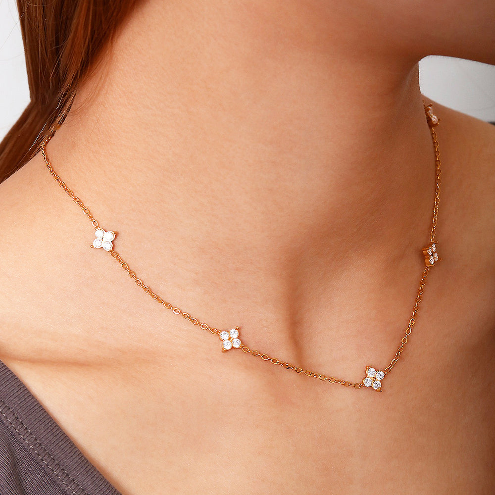 Clover Bloom Pendant Necklace | Gold | Luxe4423 - Luxe Necklace | Singapore Jewellery, Wedding Rings & Gifts | Same Day Delivery | Tiara.com.sg