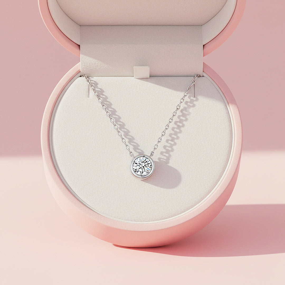 Silver Solitaire Pendant Necklace | Luxe4439 - Luxe Necklace | Singapore Jewellery, Wedding Rings &amp; Gifts | Same Day Delivery | Tiara.com.sg