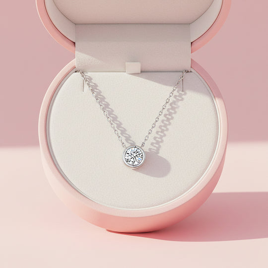 Silver Solitaire Pendant Necklace | Luxe4439 - Luxe Necklace | Singapore Jewellery, Wedding Rings &amp; Gifts | Same Day Delivery | Tiara.com.sg