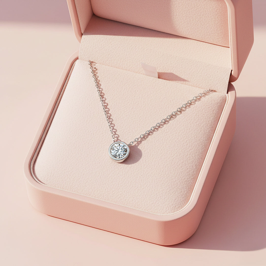 Silver Solitaire Pendant Necklace | Luxe4439 - Luxe Necklace | Singapore Jewellery, Wedding Rings & Gifts | Same Day Delivery | Tiara.com.sg