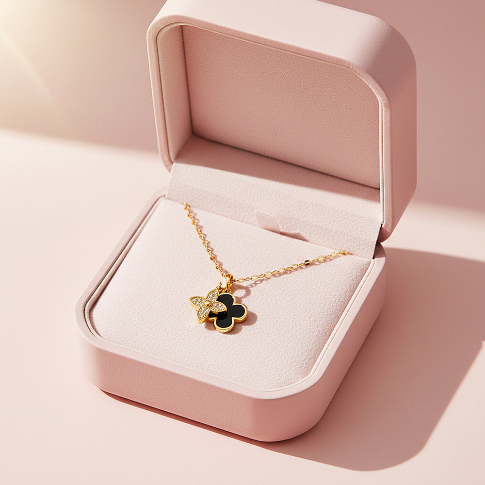 Cluster Pendant Necklace | Gold | Luxe4440 - Luxe Necklace | Singapore Jewellery, Wedding Rings & Gifts | Same Day Delivery | Tiara.com.sg