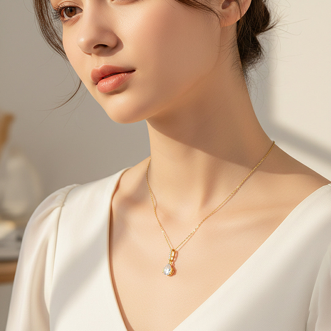 Pear Drop Pendant Necklace | Silver | Luxe4444 - Luxe Necklace | Singapore Jewellery, Wedding Rings &amp; Gifts | Same Day Delivery | Tiara.com.sg