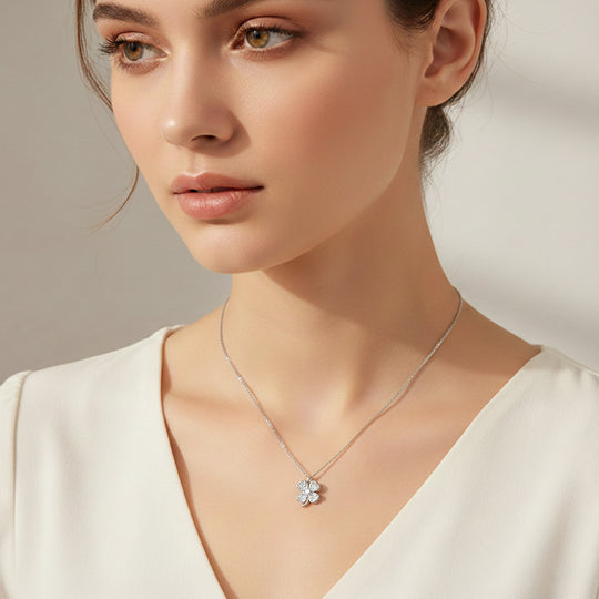 Four Leaf Clover Pendant Necklace | Silver/Gold | Luxe4447 - Luxe Necklace | Singapore Jewellery, Wedding Rings &amp; Gifts | Same Day Delivery | Tiara.com.sg