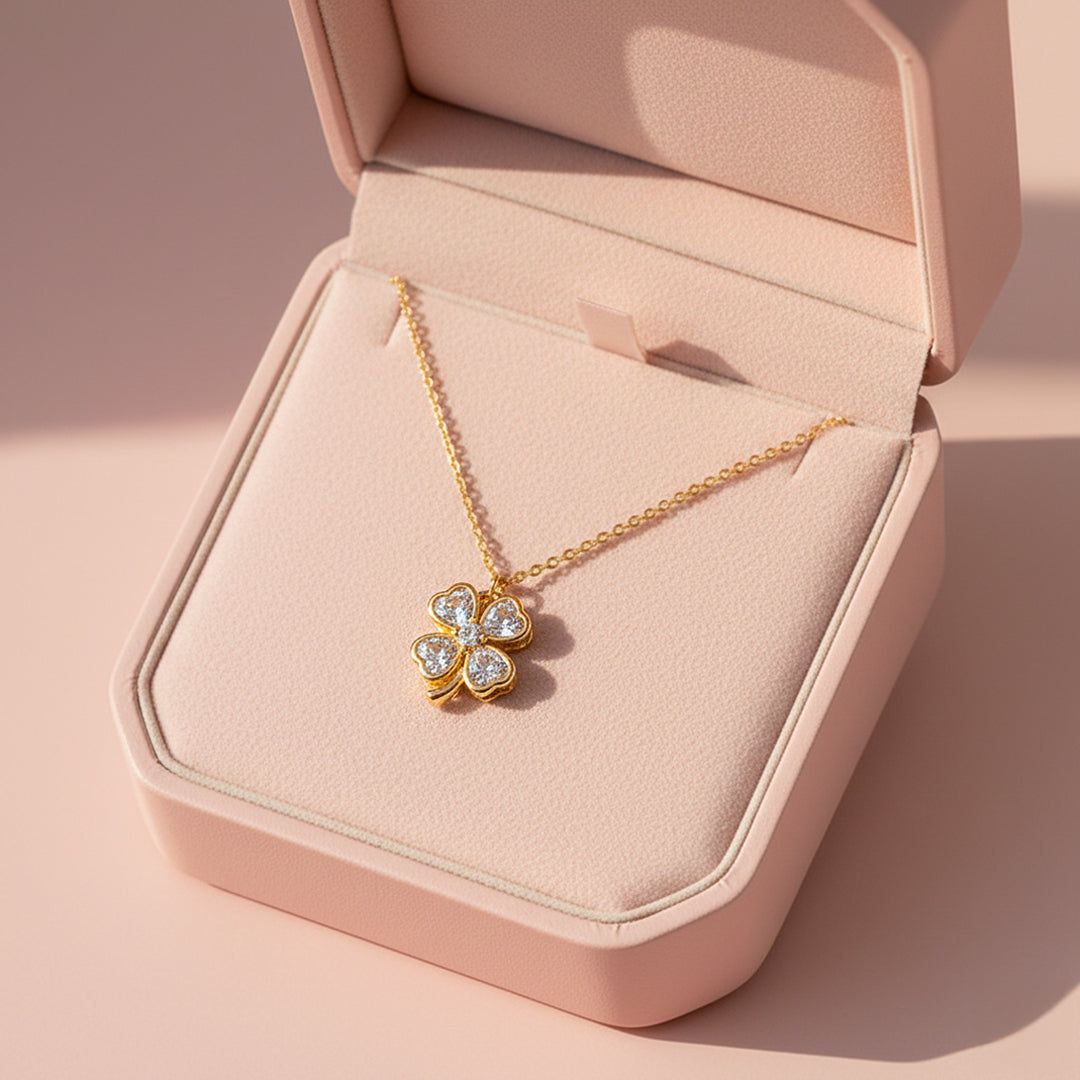 Four Leaf Clover Pendant Necklace | Silver/Gold | Luxe4447 - Luxe Necklace | Singapore Jewellery, Wedding Rings & Gifts | Same Day Delivery | Tiara.com.sg