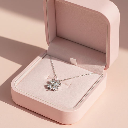 Four Leaf Clover Pendant Necklace | Silver/Gold | Luxe4447 - Luxe Necklace | Singapore Jewellery, Wedding Rings &amp; Gifts | Same Day Delivery | Tiara.com.sg