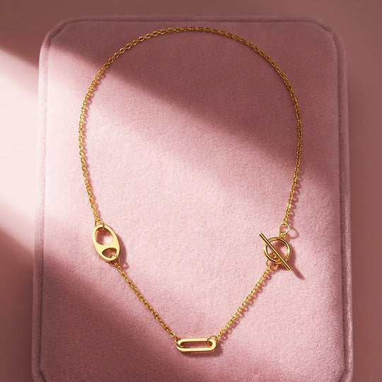 Geometric Link &amp; Toggle Pendant Necklace | Gold | Luxe4496 - Luxe Necklace | Singapore Jewellery, Wedding Rings &amp; Gifts | Same Day Delivery | Tiara.com.sg