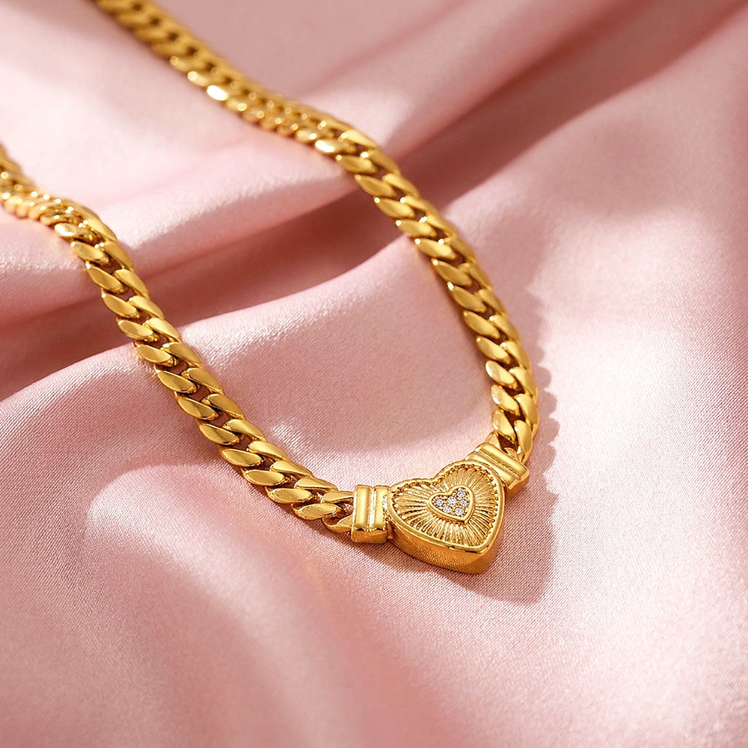 Heart Pendant Cuban Chain Necklace | Luxe4510