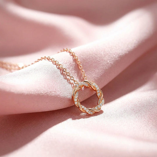 Twisted Pavé Circle Pendant Necklace | Luxe4513