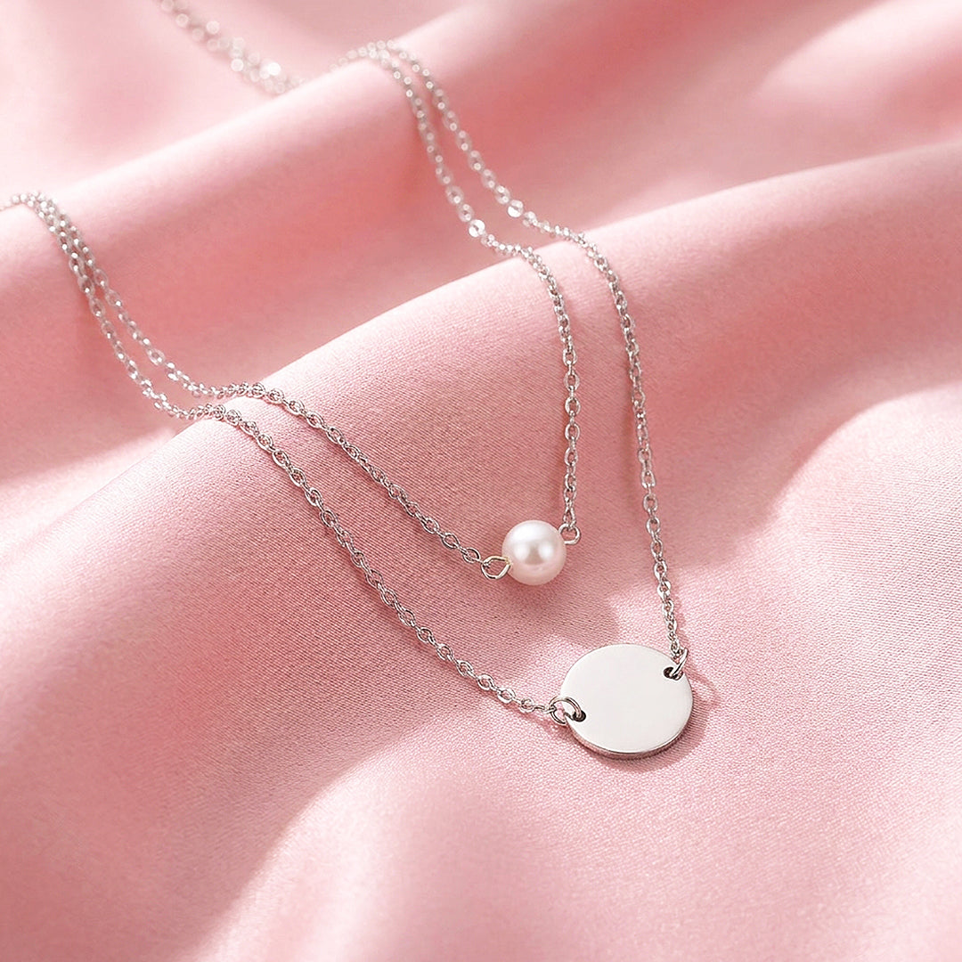 Layered Pearl &amp; Disc Pendant Necklace | Luxe4526