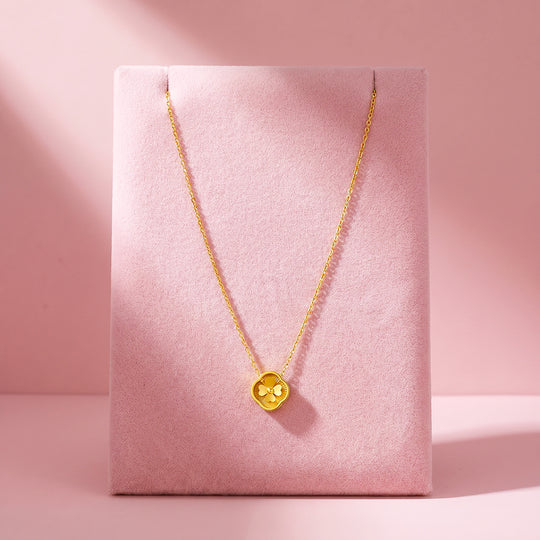 Four-Leaf Clover Pendant Necklace | Luxe4555