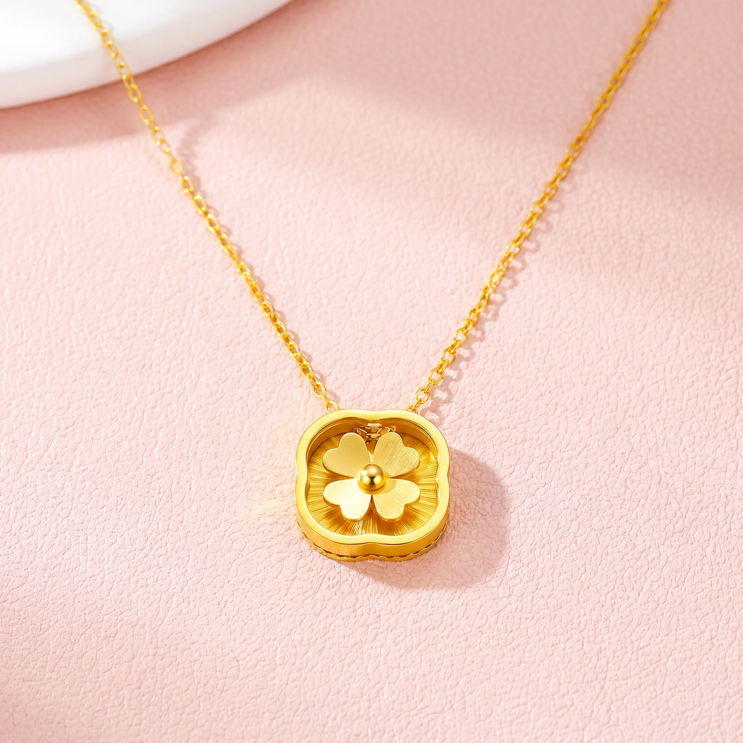 Four-Leaf Clover Pendant Necklace | Luxe4555