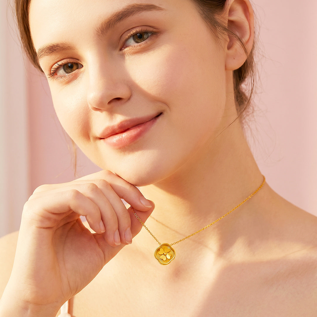 Four-Leaf Clover Pendant Necklace | Luxe4555