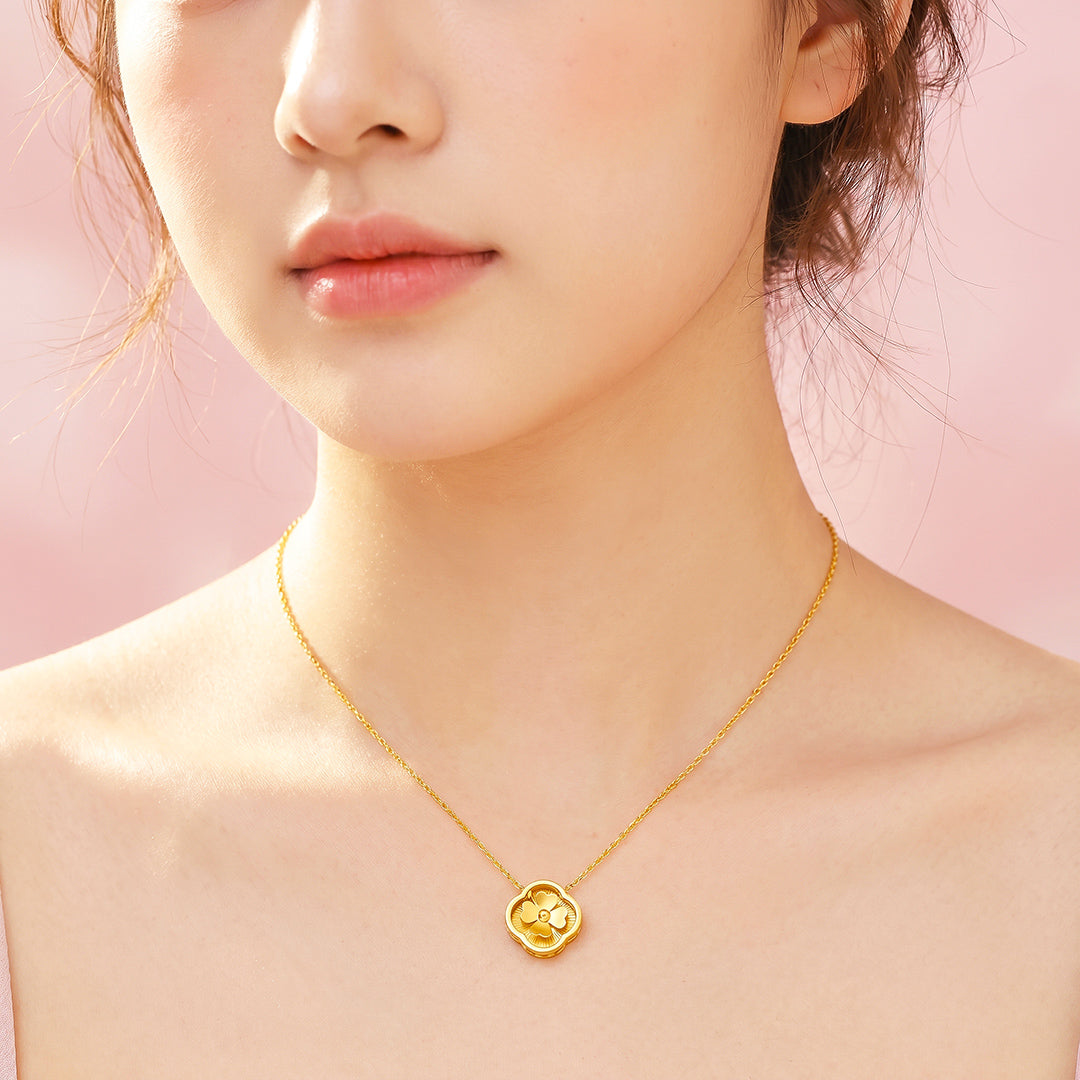 Four-Leaf Clover Pendant Necklace | Luxe4555