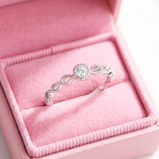 Vintage Milgrain Station Ring | Women&