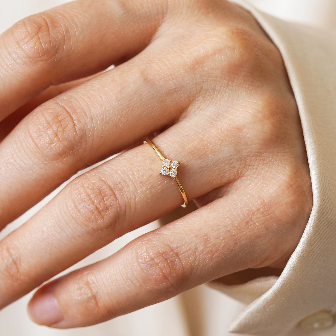 Gold Cluster Diamond Simulant Ring | Women&