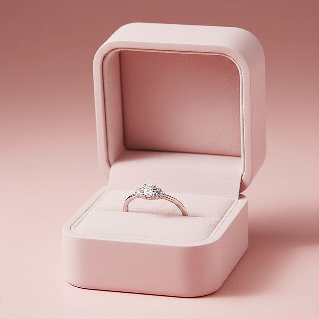 LUXE5041 - Clearance Sale❗ - Ring | Singapore Jewellery, Wedding Rings &amp; Gifts | Same Day Delivery | Tiara.com.sg