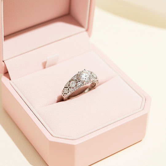 Luxe5149 - Rings | Singapore Jewellery, Wedding Rings &amp; Gifts | Same Day Delivery | Tiara.com.sg