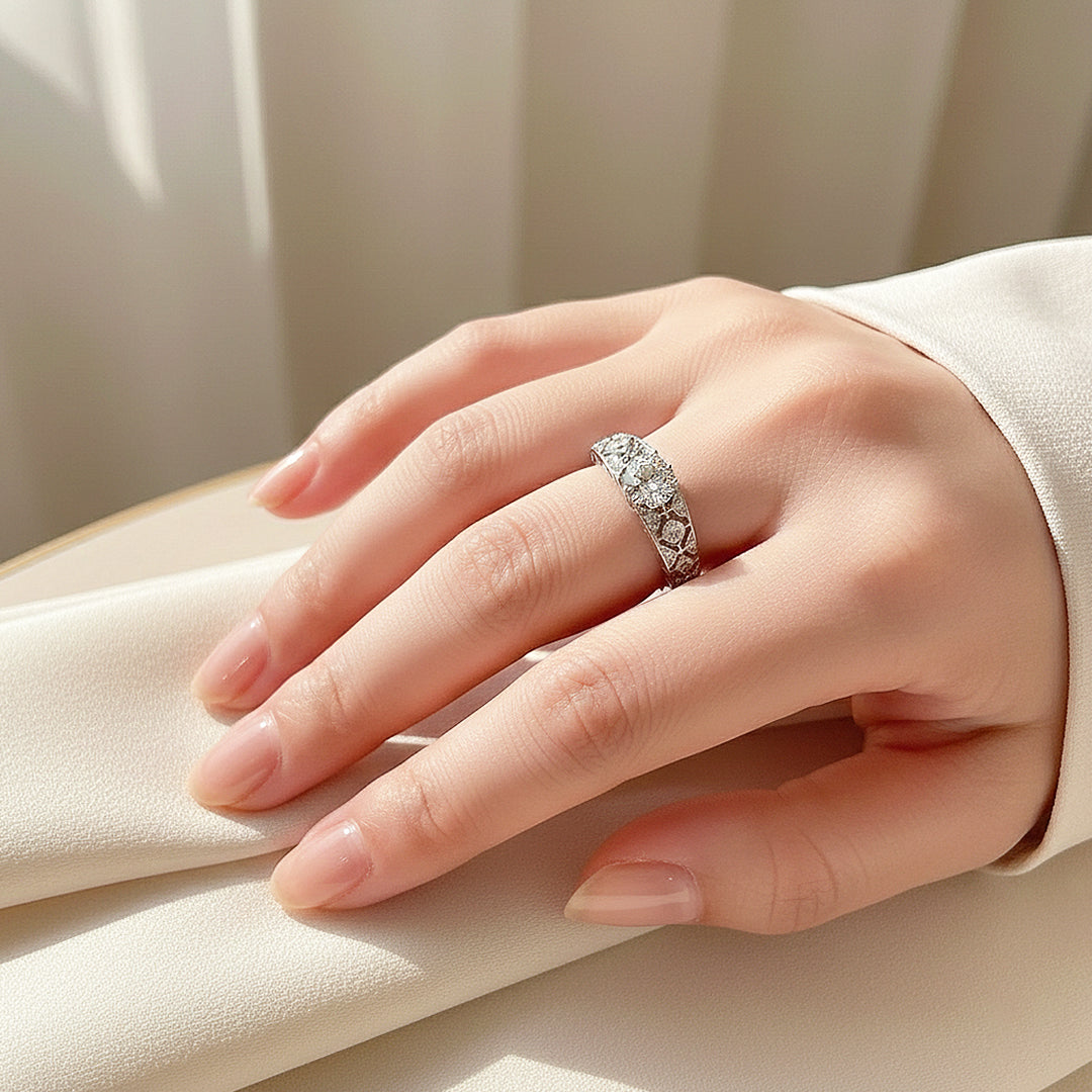 Luxe5149 - Rings | Singapore Jewellery, Wedding Rings &amp; Gifts | Same Day Delivery | Tiara.com.sg