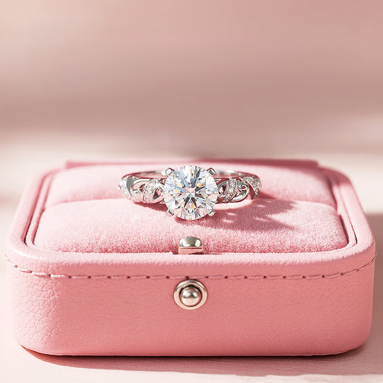 Round Brilliant Solitaire Engagement Ring | Luxe5184 - Rings | Singapore Jewellery, Wedding Rings &amp; Gifts | Same Day Delivery | Tiara.com.sg