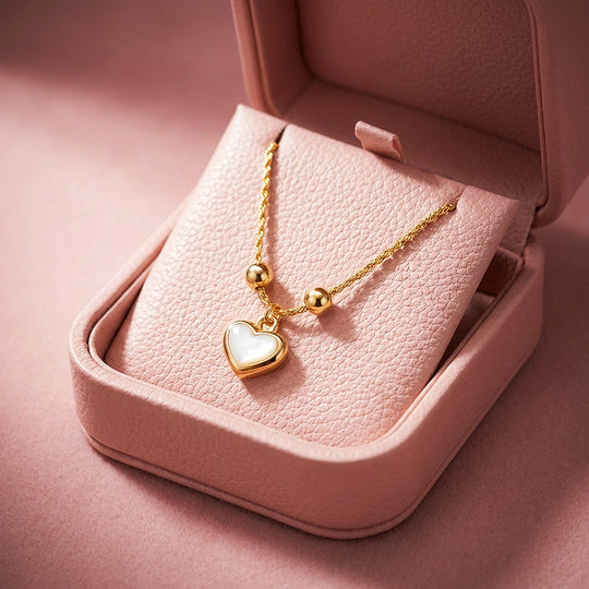 Mother of Pearl Heart Charm Slider Bracelet | Luxe6107