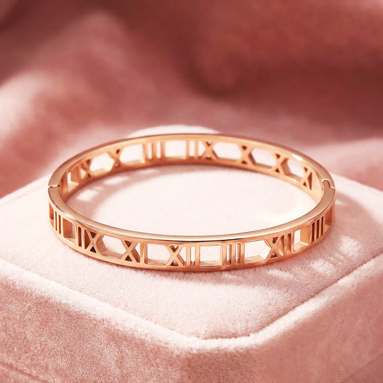 Roman Numeral Gold Bangle Bracelet | Luxe6262 - bangle | Singapore Jewellery, Wedding Rings &amp; Gifts | Same Day Delivery | Tiara.com.sg