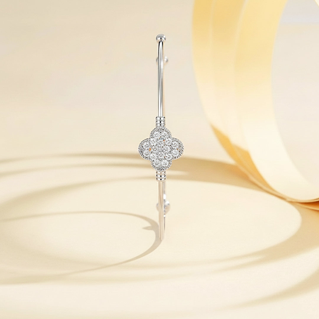 Clover Gold Bangle Bracelet | Luxe6503 - bangle | Singapore Jewellery, Wedding Rings &amp; Gifts | Same Day Delivery | Tiara.com.sg
