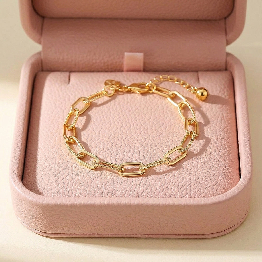 Paperclip Link Gold Bracelet | Luxe6507